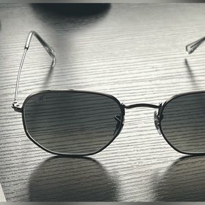 Ray Ban Hexagonal flats - brand new
